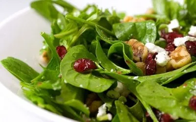 Salade van cranberry en walnoten